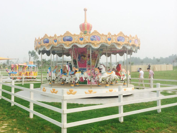 Swing horse