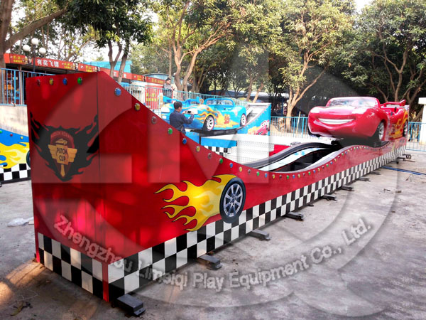 Twin tracks flying car